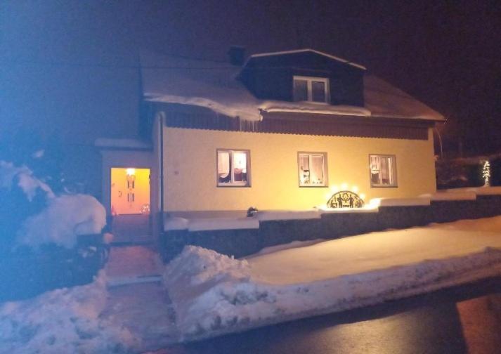 Ferienwohnung Im Erzgebirge นอยเฮาเซน ภายนอก รูปภาพ